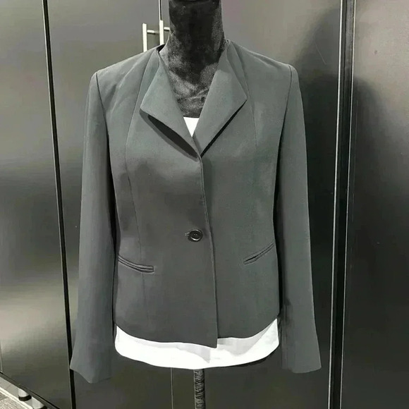 Talbots Petites Blazer,Double breasted, button,lined,shoulder pads,faux pockets - Picture 1 of 12